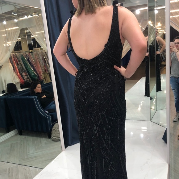 Prom dress !!!!!! - Picture 2 of 3